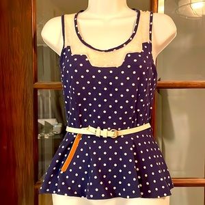 💰3/$25 ❤️ MONTEAU LOS ANGELES polkadot peplum sleeveless top - size medium